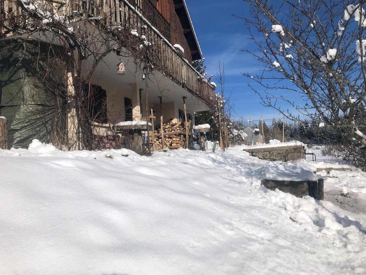 Le Repaire Des Belettes Apartman Chaux-des-Crotenay Kültér fotó