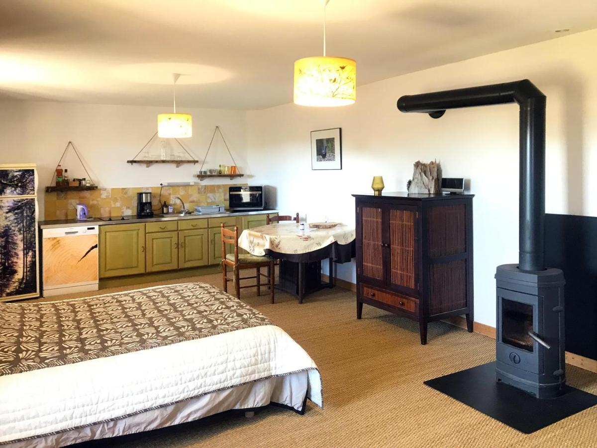 Le Repaire Des Belettes Apartman Chaux-des-Crotenay Kültér fotó